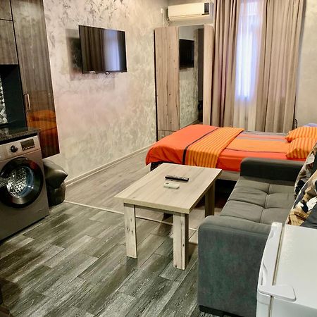 Studio Near Republic Square Ереван Экстерьер фото