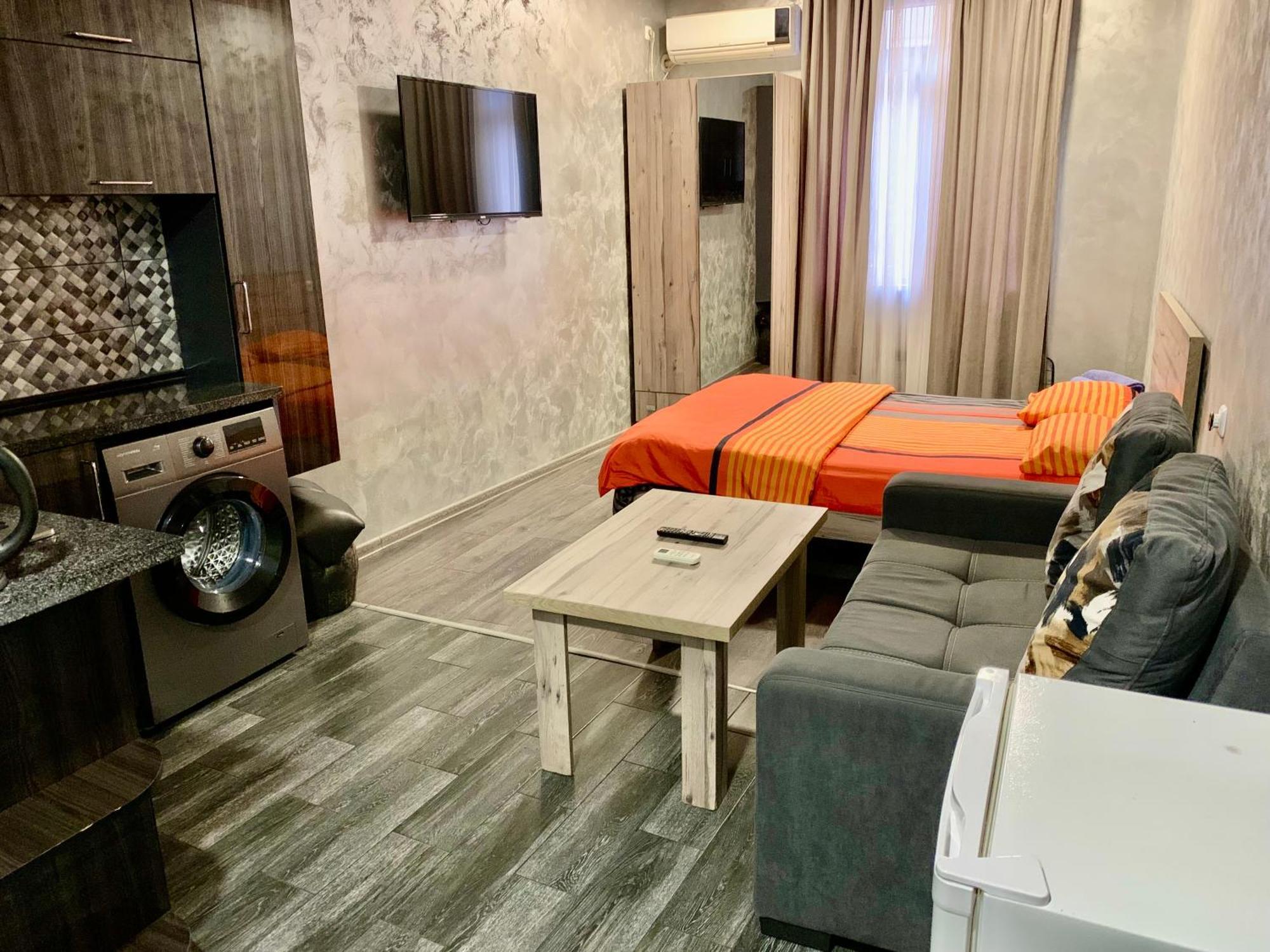 Studio Near Republic Square Ереван Экстерьер фото